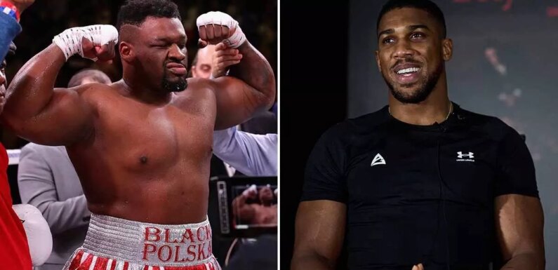 Anthony Joshua refuses to rise to ‘p*ssy’ taunts from ‘clown’ Jarrell Miller