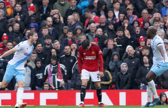 Erik ten Hag loses signature strength as mediocre Manchester United’s revival proves a false dawn