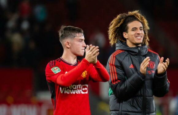 Erik ten Hag sends message to Dan Gore over more first-team chances after debut