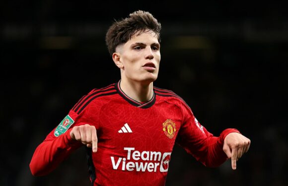 Man United 3-0 Crystal Palace: Carabao Cup holders cruise through