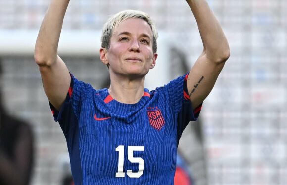 Megan Rapinoe says goodbye to the USWNT with a 2-0 win