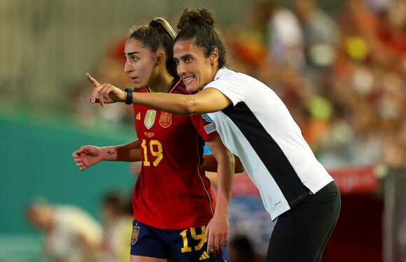 New Spain coach confident of keeping job despite calling up boycotting players