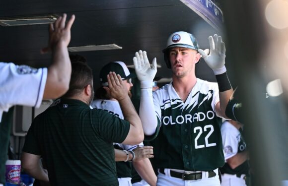 Rockies beat Cubs with four homers, snap 6-series losing streak