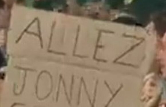 World Cup camera ‘couldn’t move quick enough’ from crude Johnny Sexton banner