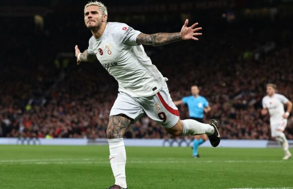 Mauro Icardi scores late winner as Galatasaray stun Man United