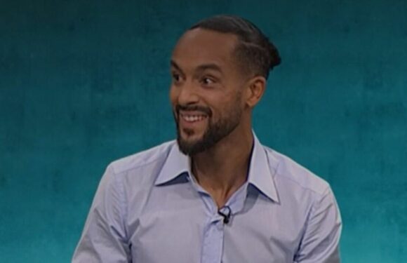 Arsenal hero Theo Walcott roasts Tottenham after Aston Villa defeat