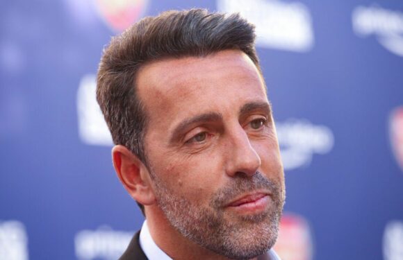 Arsenal sent clear message ahead of January as Man Utd draw with Galatasaray