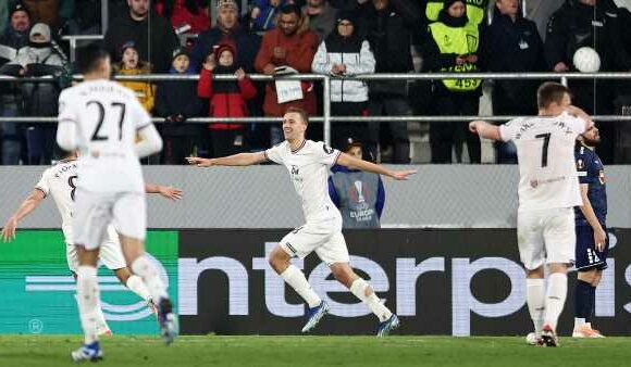 Backa Topola 0-1 West Ham: Hammers progress from group stage