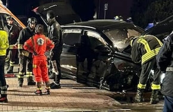 Balotelli ‘staggers out of car after serious crash’ which leaves motor destroyed