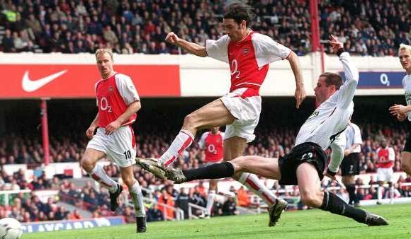 Carragher reveals how Arsenal Invincibles psychologically affected him