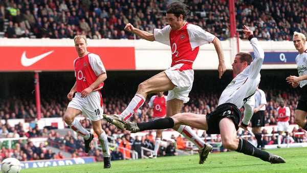 Carragher reveals how Arsenal Invincibles psychologically affected him