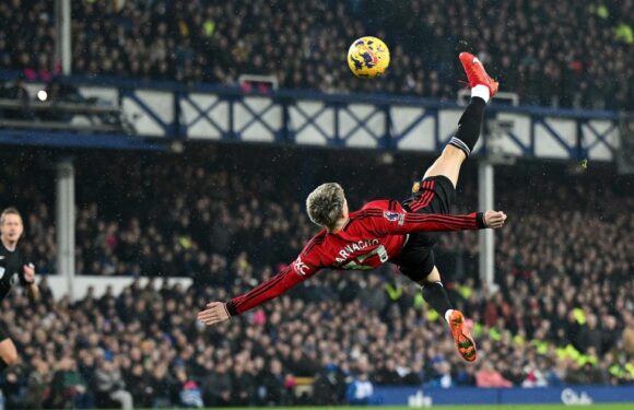 ‘I scored a Premier League overhead for Man Utd – Garnacho’s was much better’
