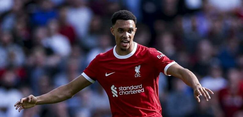Jamie Carragher highlights key Manchester City v Liverpool battle