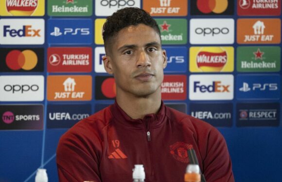 Man Utd forgotten man gives Raphael Varane food for thought as issue highlighted