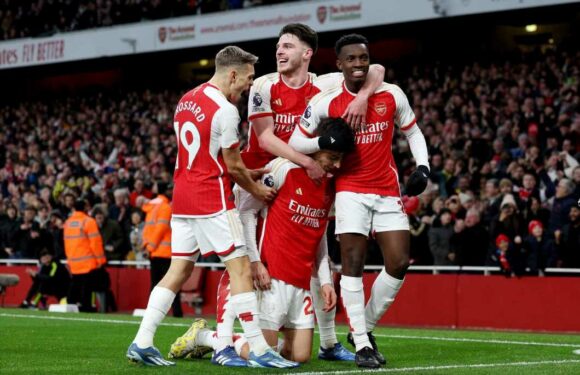Arsenal break Brighton spell to set up early Premier League title showdown