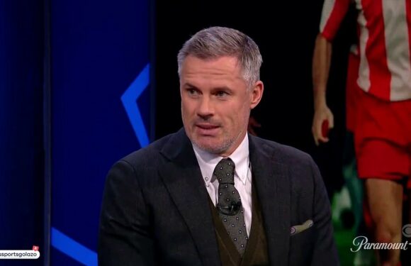 Carragher rips into Ten Hag and accuses him of 'clutching at straws'