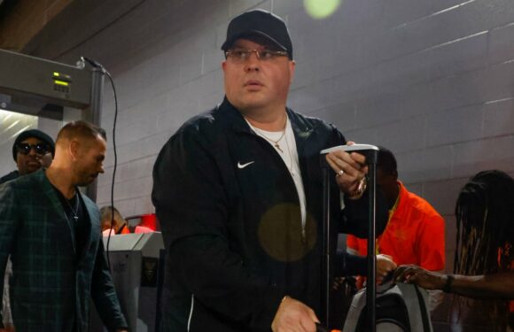 Eagles' head of security Dom DiSandro banned from sideline for remainder of 2023 regular season