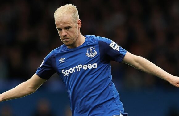 Fans surprised as Davy Klaassen debuts full head of hair years after being bald