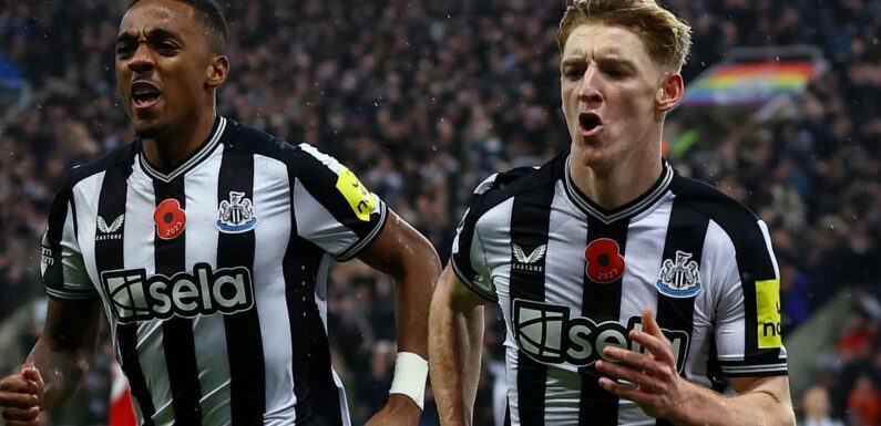 Joe Willock admitted ball had gone out in Newcastle's win over Arsenal