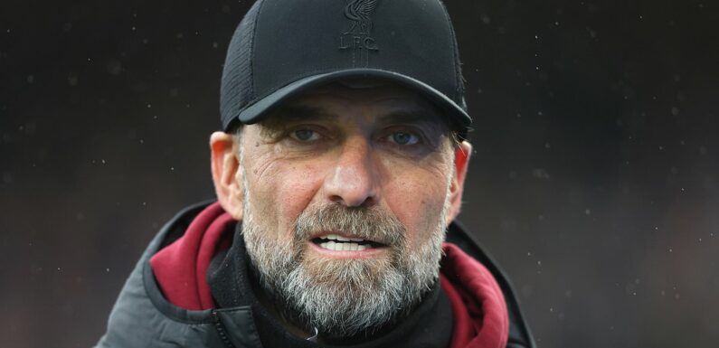Klopp calls on Liverpool to 'do it for the people' against Man United