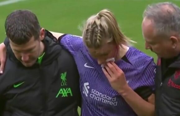 Man Utd and Liverpool stars in nasty clash with ace left covered in blood