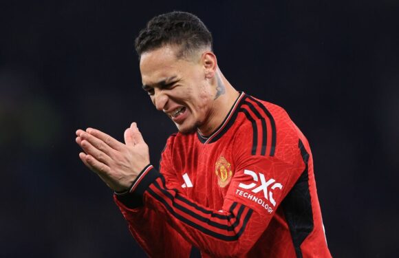 Man Utd flop Antony told to ‘man up’ by Dwight Yorke as second player burned
