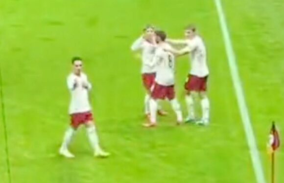 Man Utd’s Antony showed true colours with gesture to Galatasaray fans after goal