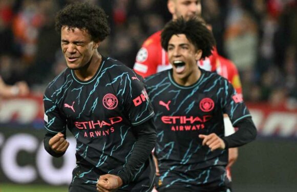Manchester City youngsters step up to end Champions League group with perfect record