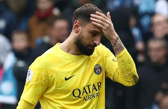 PSG's Donnarumma SENT OFF after nine minutes for ridiculous challenge