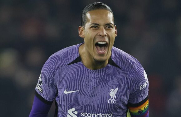 Sheffield United 0-2 Liverpool: Virgil van Dijk scores captain's goal