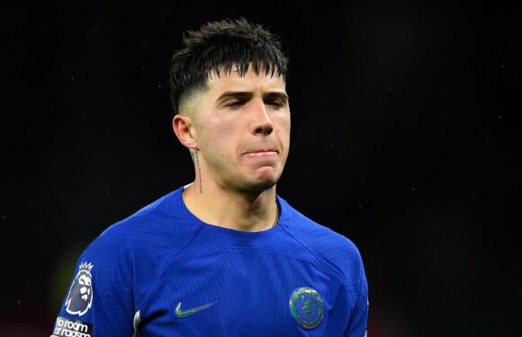 Sir Alex Ferguson's BRUTAL verdict on £400m Chelsea midfield revealed