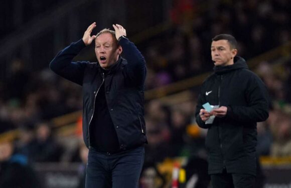 Steve Cooper boosted as battling Forest earn a point at Wolves