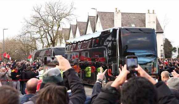 THE NOTEBOOK: Why Man United ditched green shirts for Anfield clash
