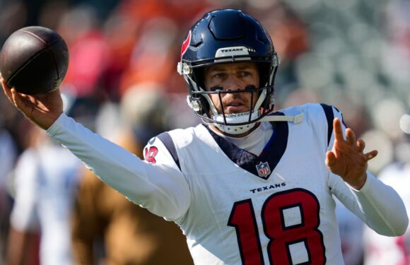 Texans to start veteran QB Case Keenum against Titans on Sunday