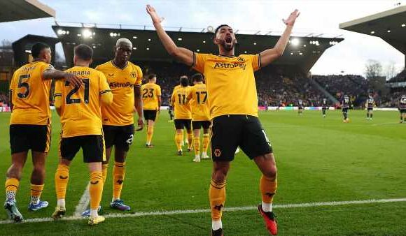 Wolves 1-1 Nottingham Forest: Cunha cancels out Toffolo's strike