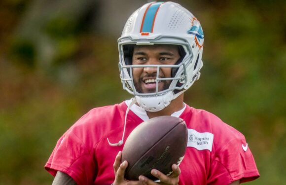 'Hard Knocks' details Tua Tagovailoa's on-air hijinks during Week 13 'ManningCast' appearance